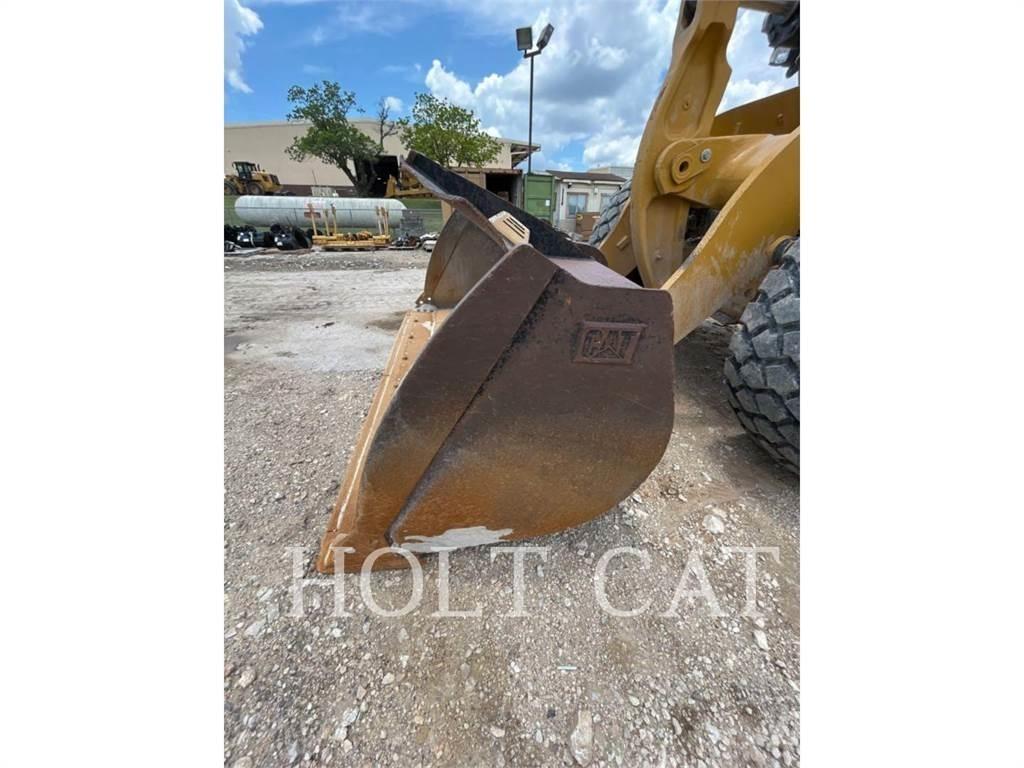 CAT 966GC Колесни товарачи
