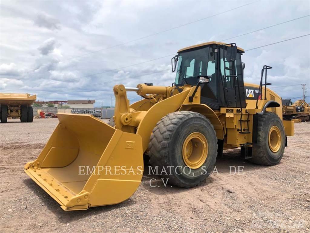 CAT 966H Колесни товарачи