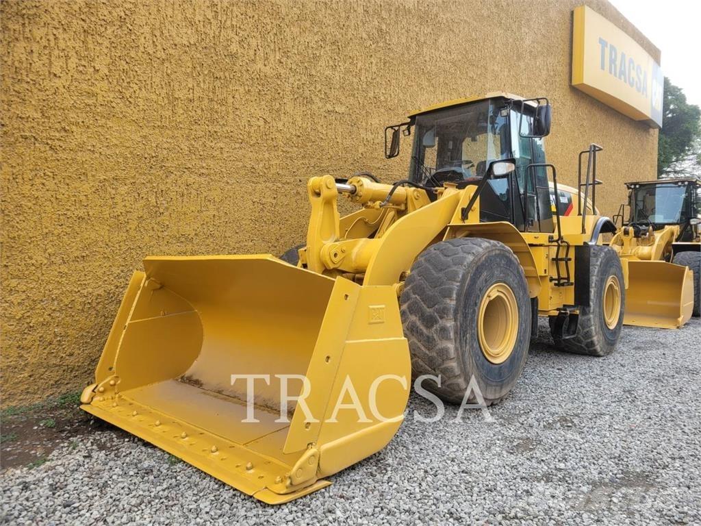 CAT 966H Колесни товарачи
