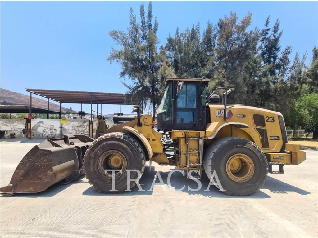CAT 966L Колесни товарачи