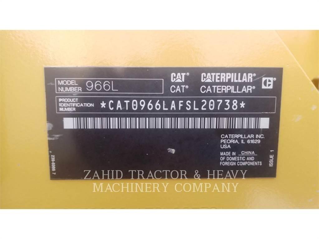 CAT 966L Колесни товарачи