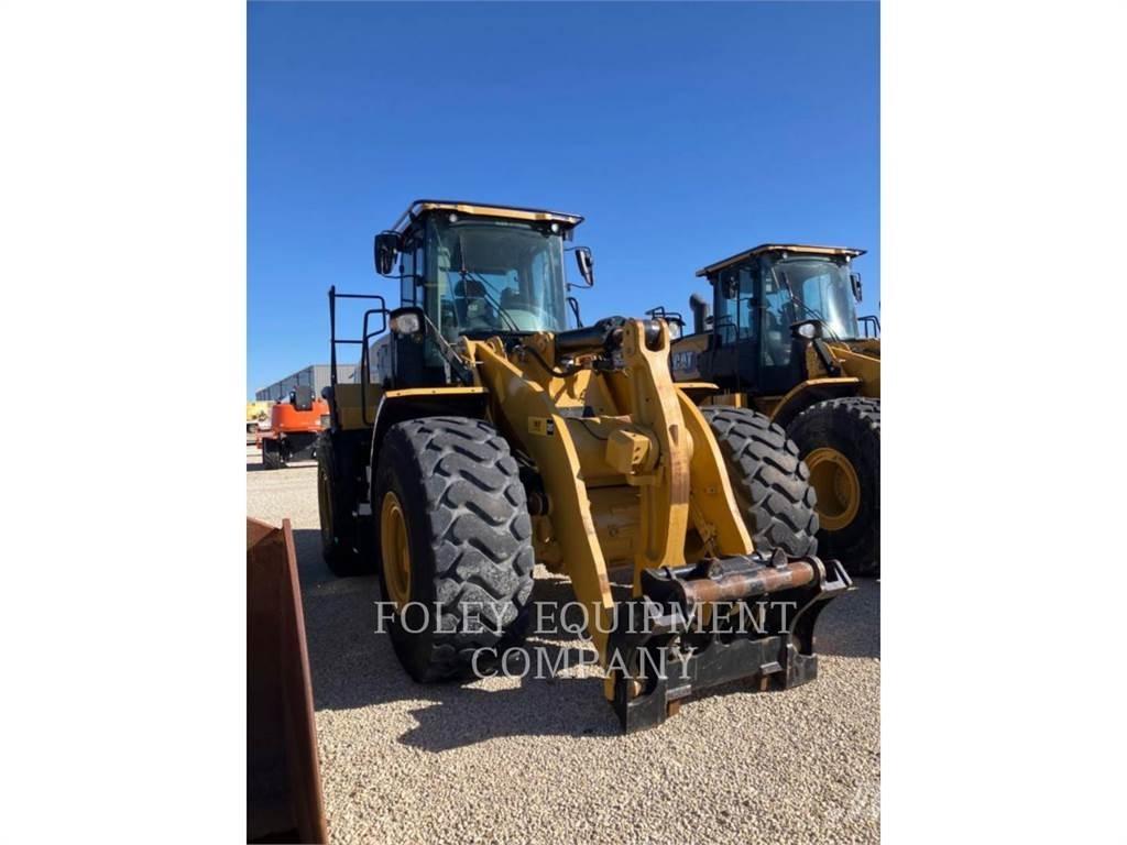 CAT 966M Колесни товарачи