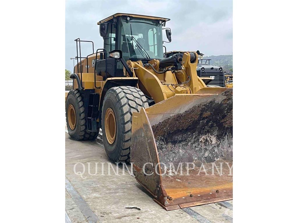 CAT 966M Колесни товарачи