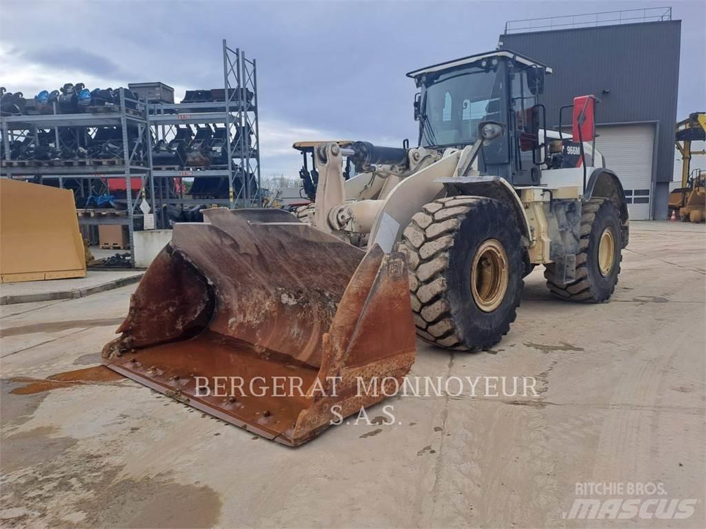 CAT 966M Колесни товарачи