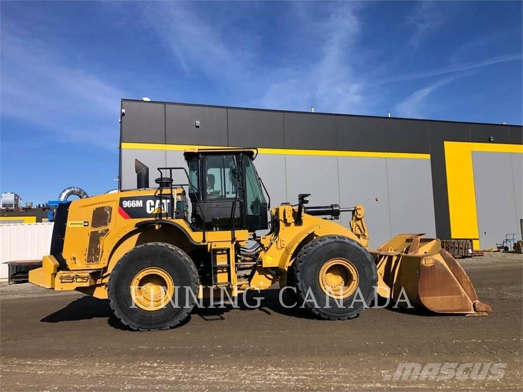 CAT 966M Колесни товарачи