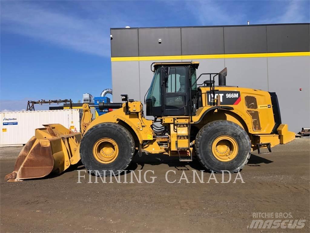 CAT 966M Колесни товарачи