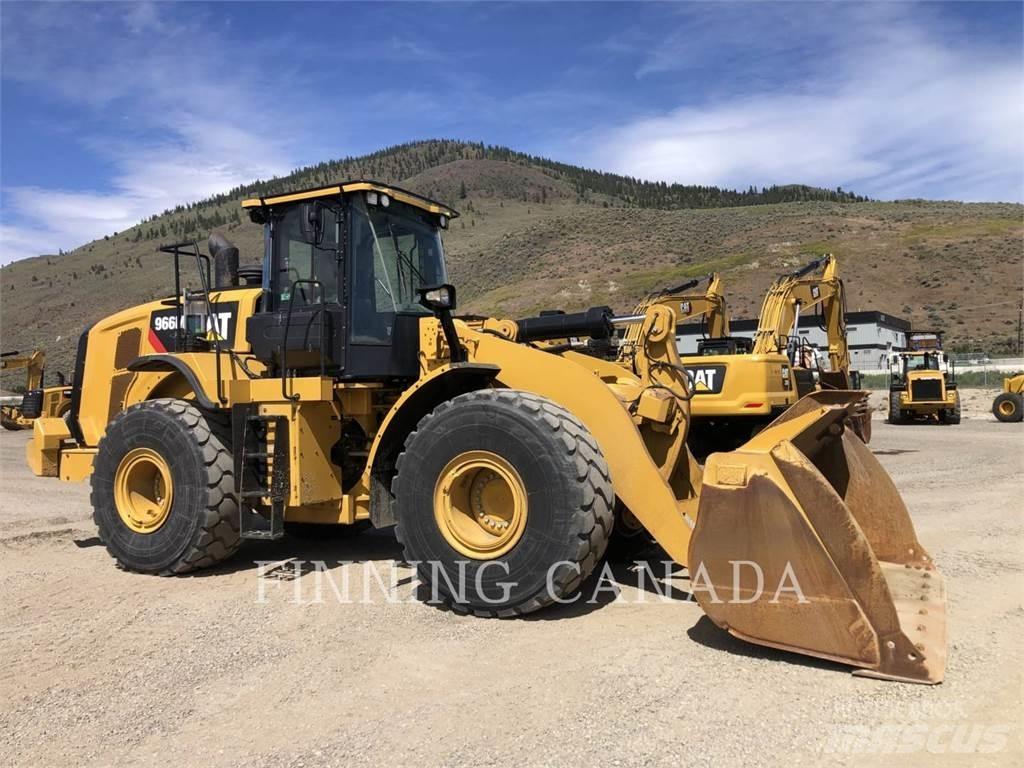 CAT 966M Колесни товарачи