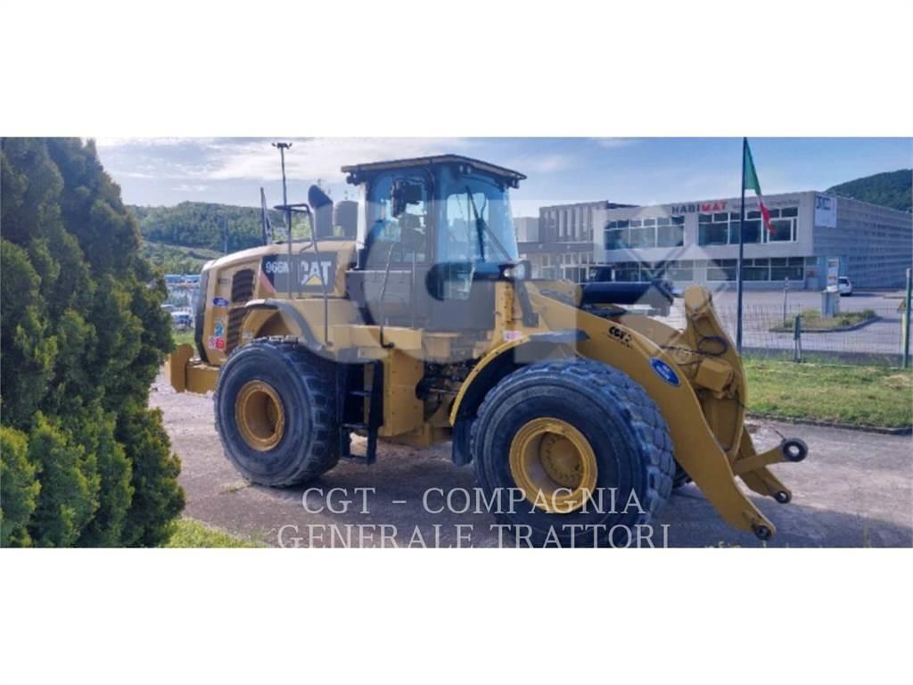 CAT 966M Колесни товарачи