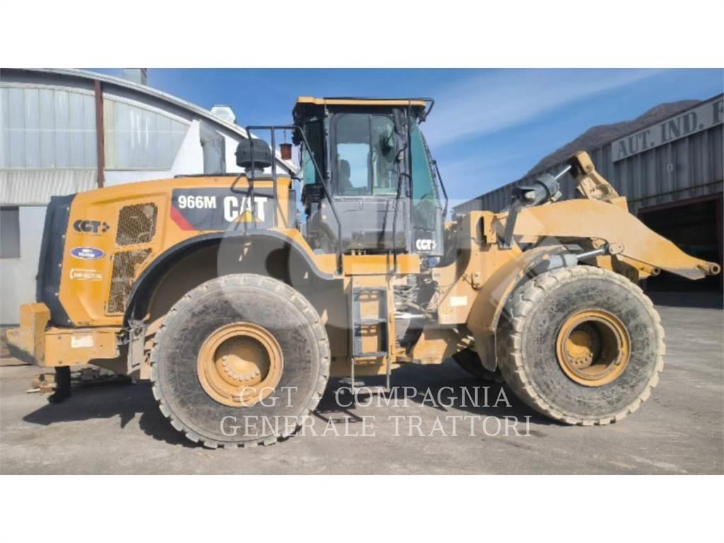 CAT 966M Колесни товарачи