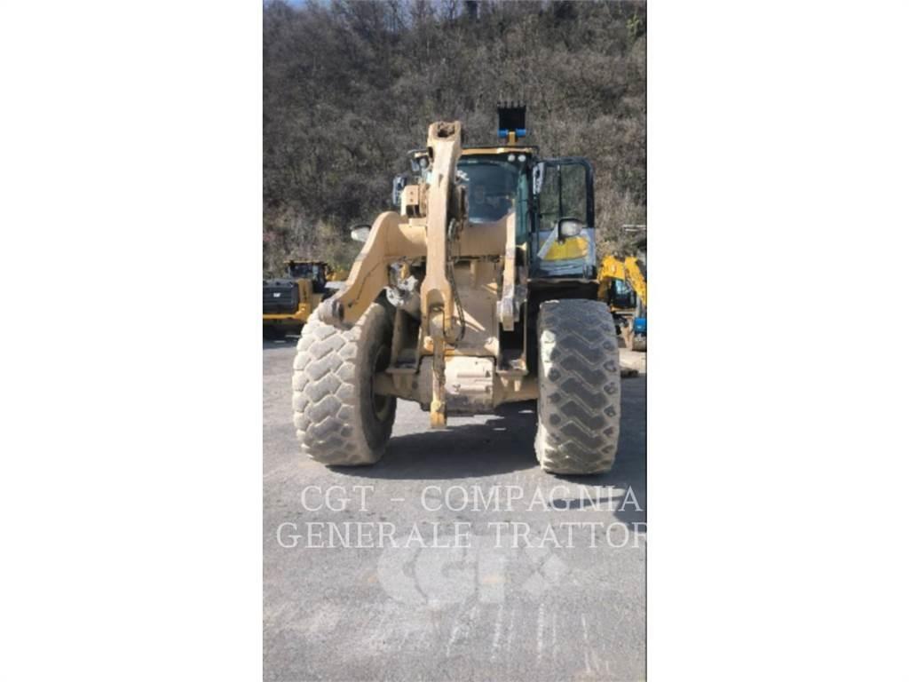CAT 966M Колесни товарачи