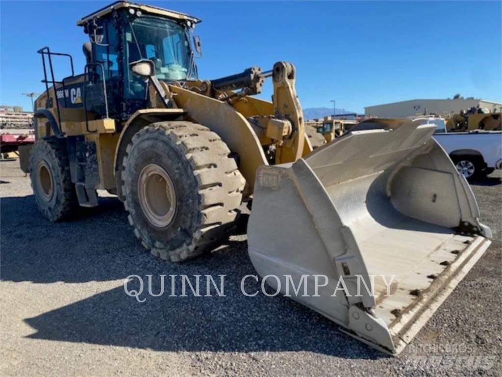 CAT 966M Колесни товарачи