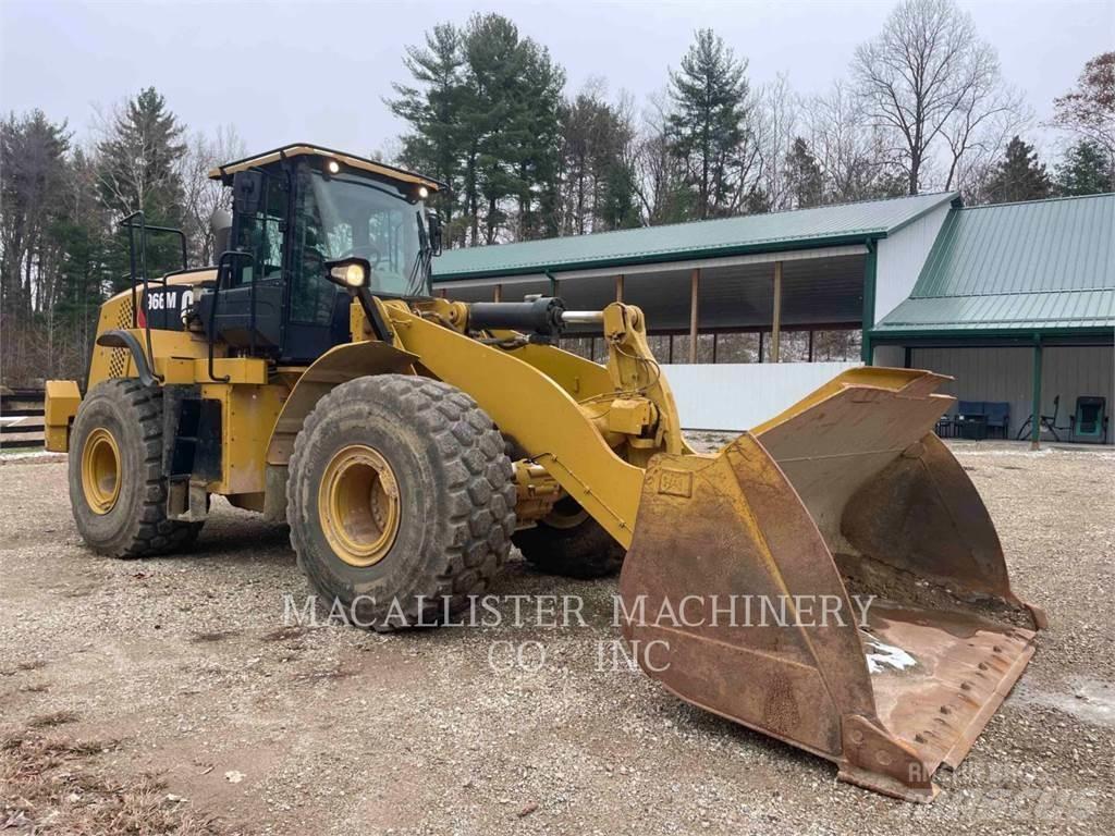 CAT 966M Колесни товарачи