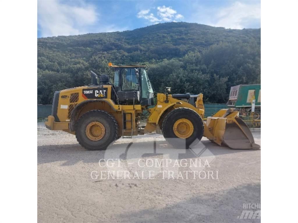 CAT 966M Колесни товарачи