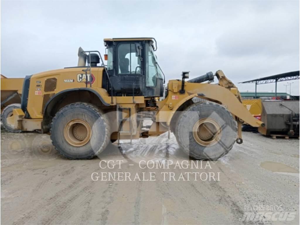 CAT 966M Колесни товарачи