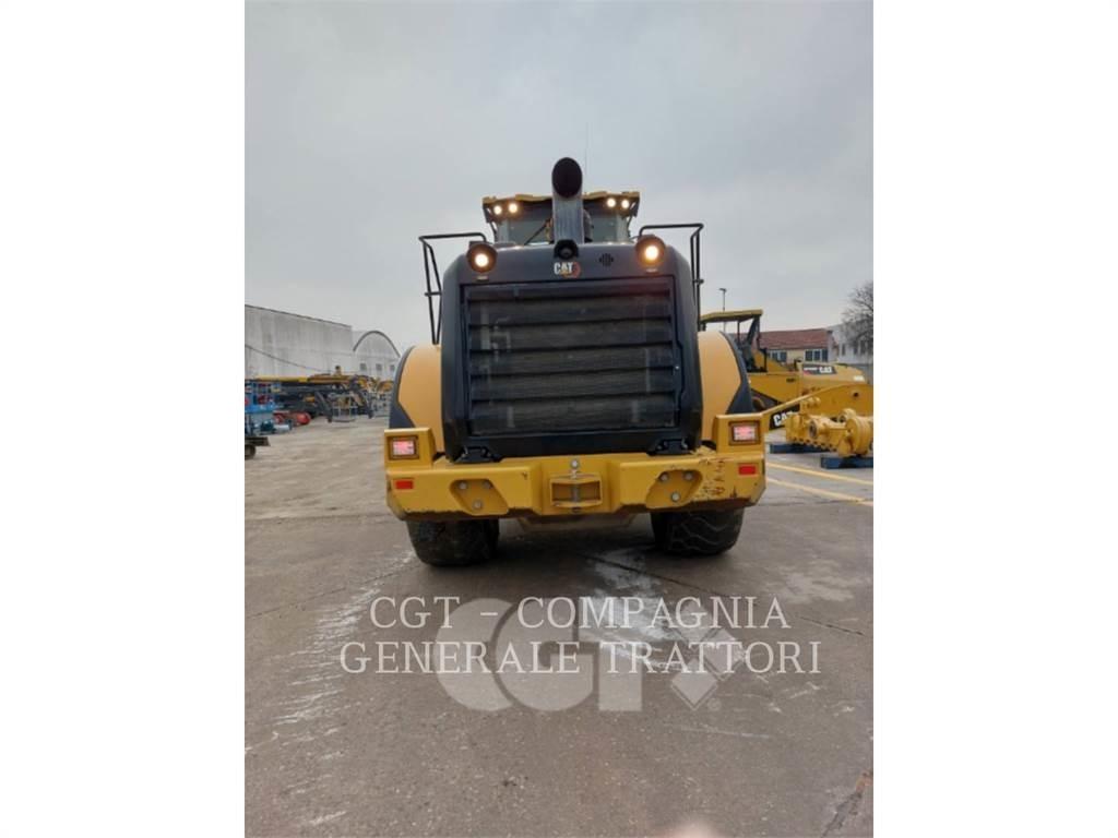 CAT 966M Колесни товарачи