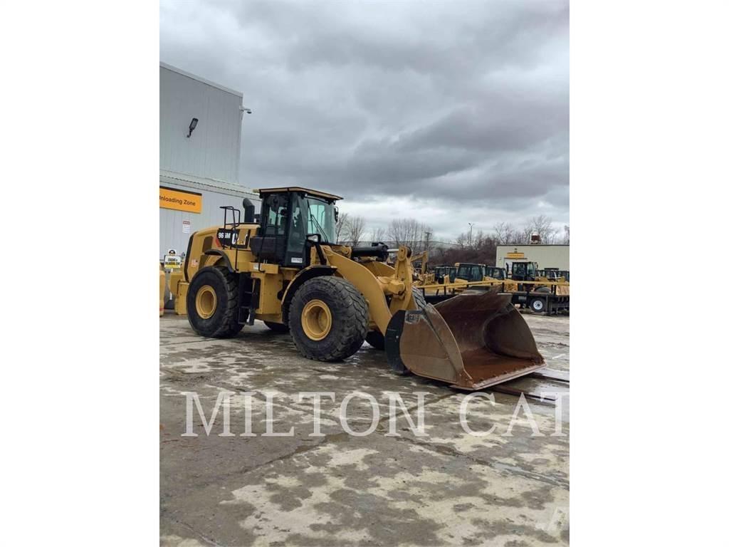 CAT 966M Колесни товарачи