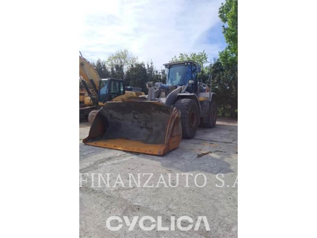 CAT 966M Колесни товарачи