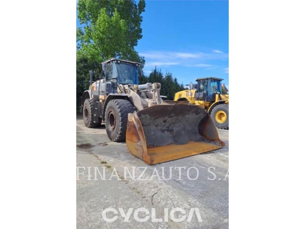 CAT 966M Колесни товарачи