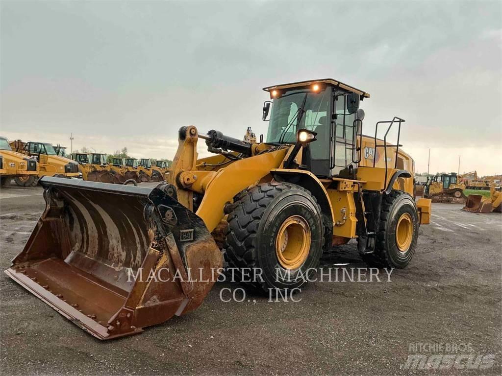 CAT 966M Колесни товарачи