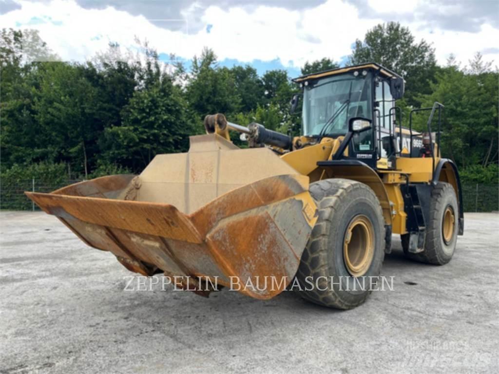 CAT 966M Колесни товарачи