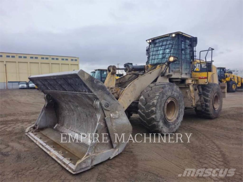CAT 966M Колесни товарачи