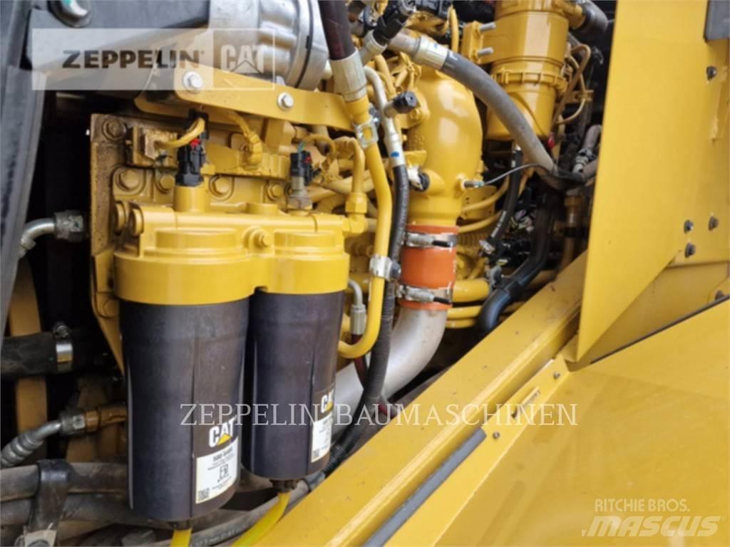 CAT 966M Колесни товарачи