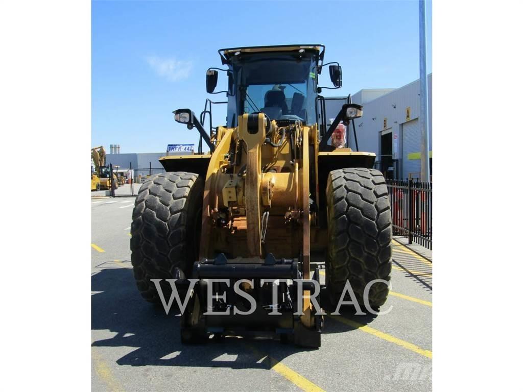 CAT 966M Колесни товарачи