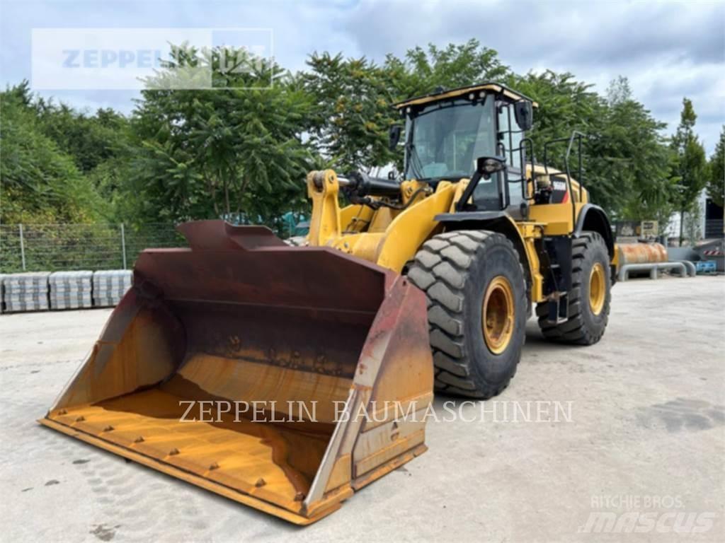 CAT 966M Колесни товарачи