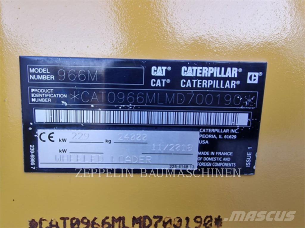 CAT 966M Колесни товарачи