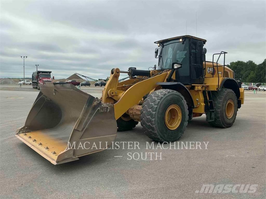 CAT 966M Колесни товарачи