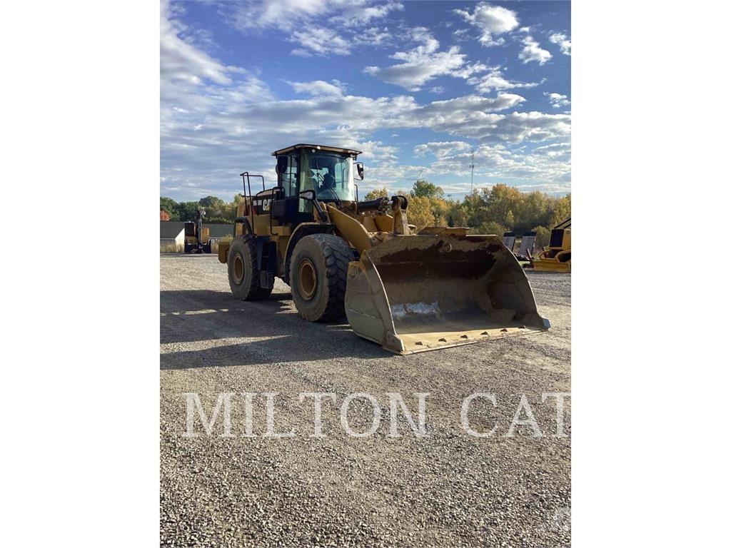 CAT 966M Колесни товарачи