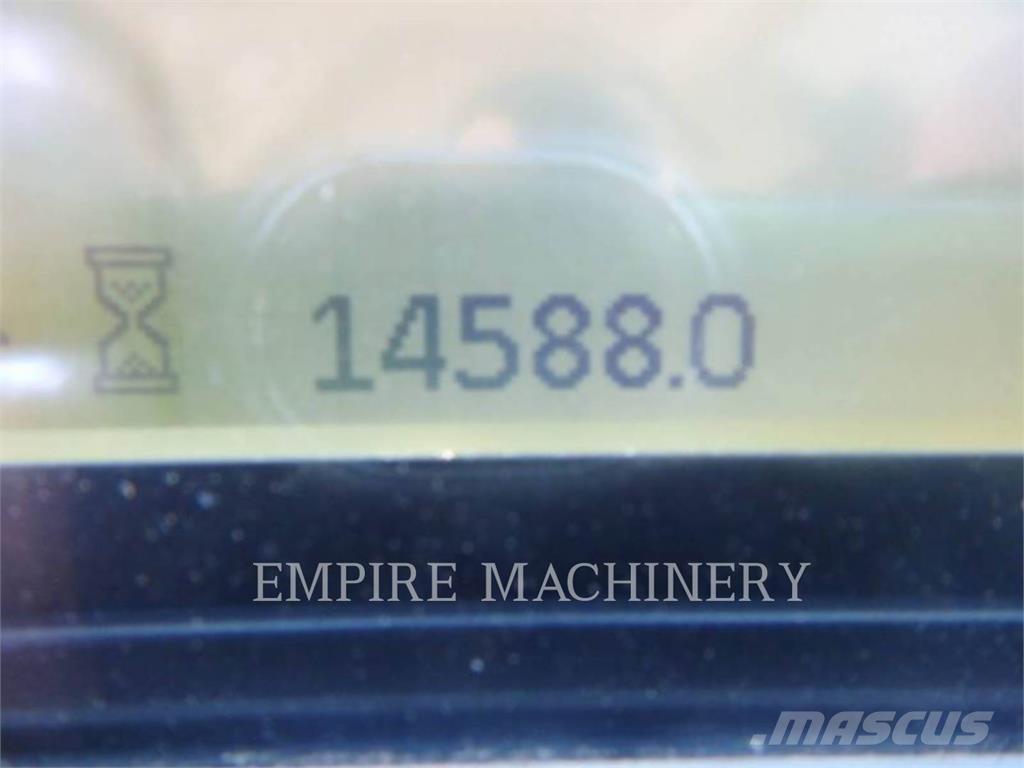 CAT 966M Колесни товарачи