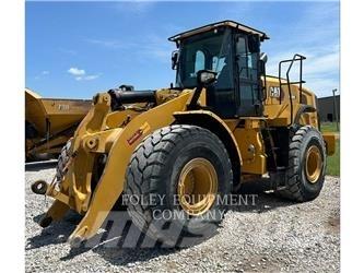 CAT 966M Колесни товарачи