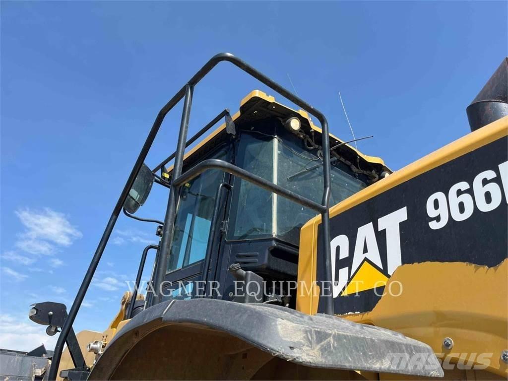 CAT 966M FC Колесни товарачи
