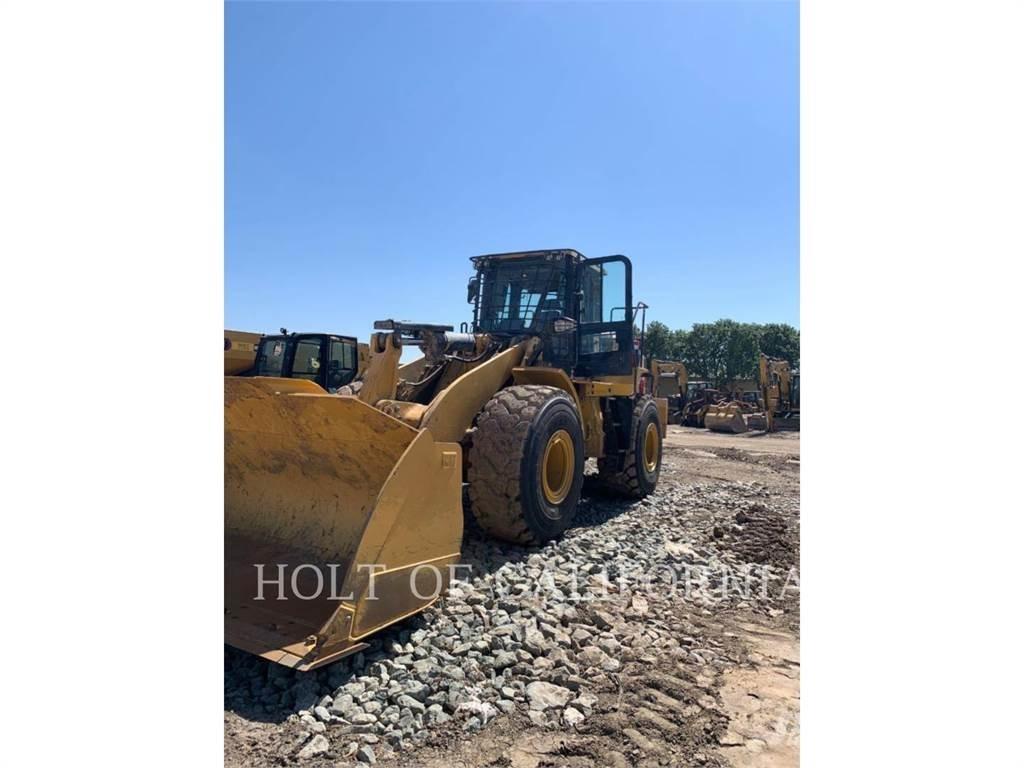 CAT 966M HL Колесни товарачи