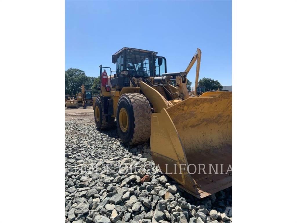 CAT 966M HL Колесни товарачи