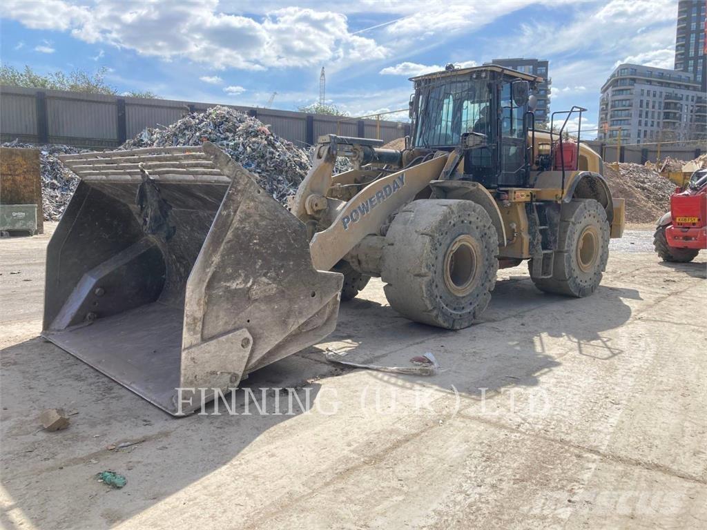 CAT 966M HL Колесни товарачи