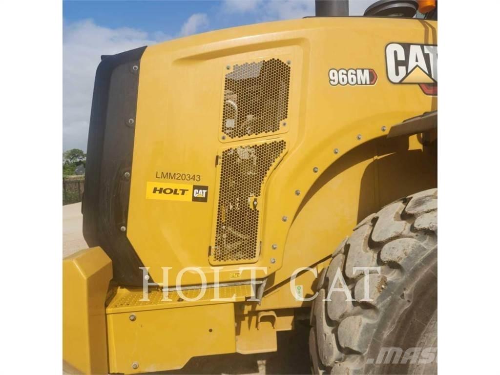 CAT 966M QC Колесни товарачи