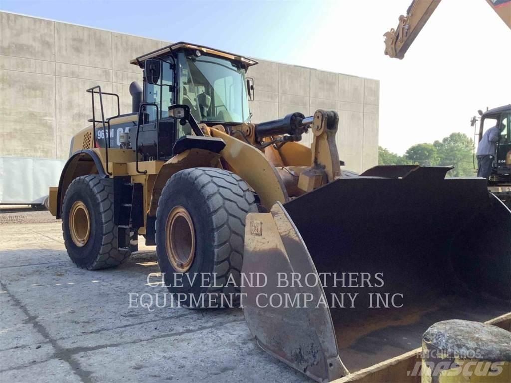 CAT 966M XE Колесни товарачи