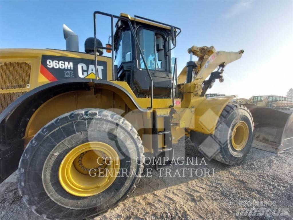 CAT 966M XE Колесни товарачи