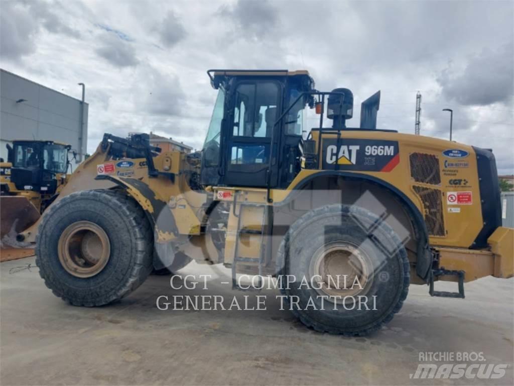 CAT 966M XE Колесни товарачи