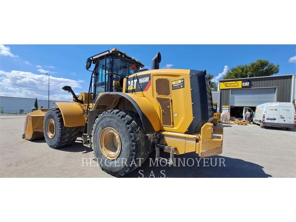 CAT 966M XE Колесни товарачи
