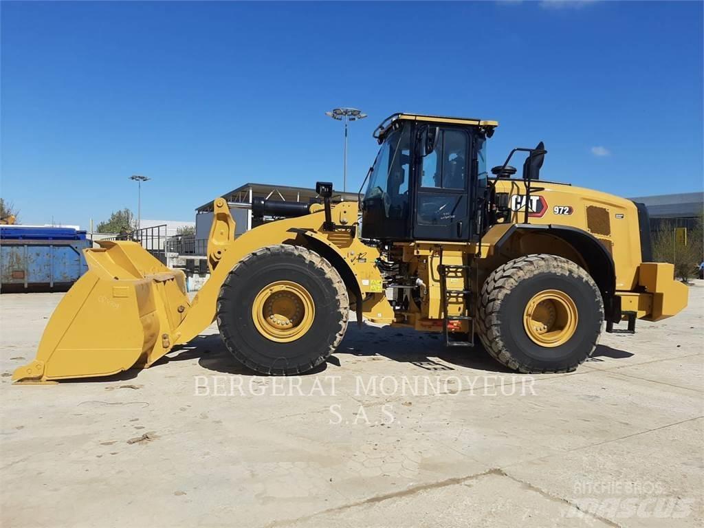 CAT 972 Колесни товарачи