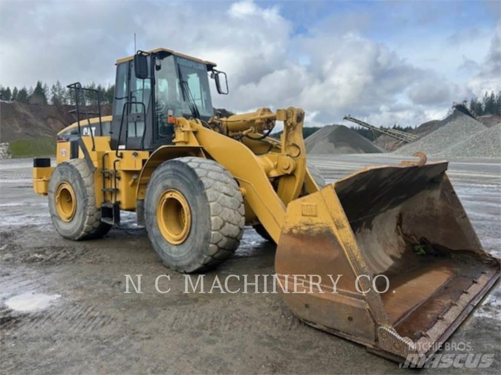CAT 972G Колесни товарачи