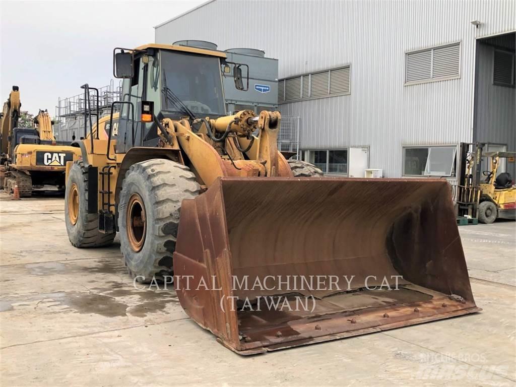 CAT 972H Колесни товарачи