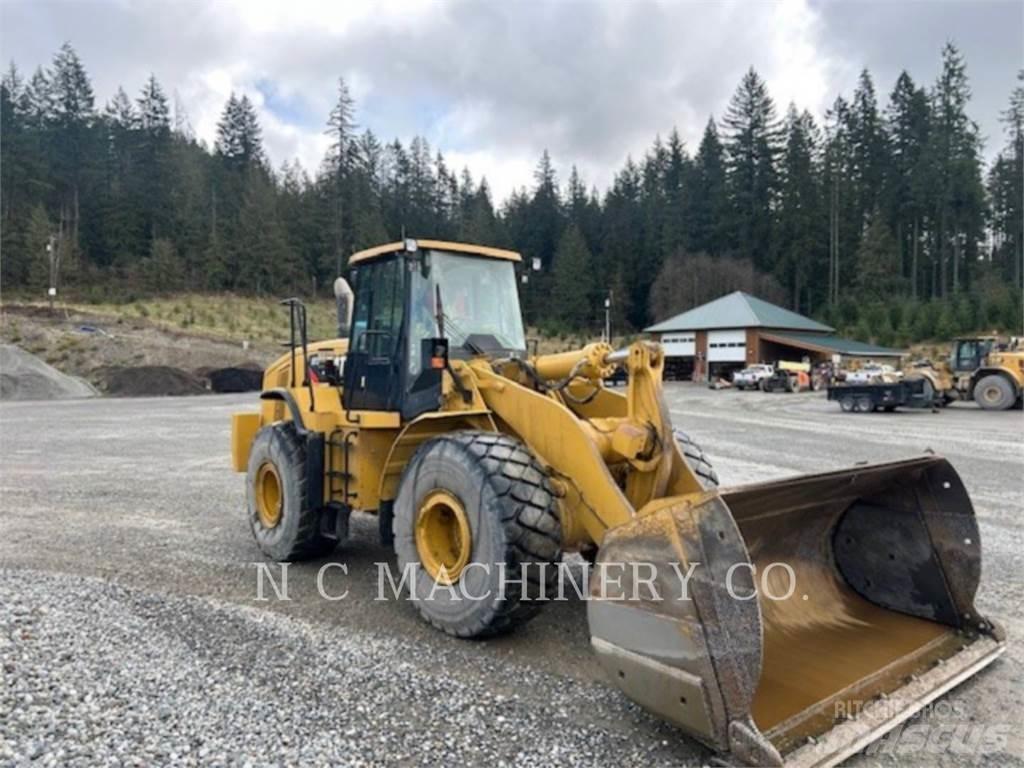 CAT 972H Колесни товарачи