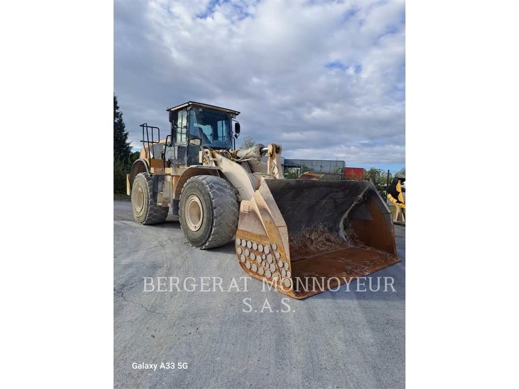 CAT 972K Колесни товарачи