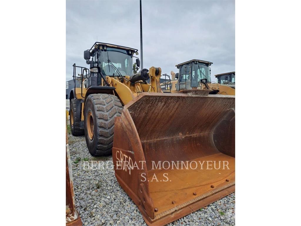 CAT 972K Колесни товарачи