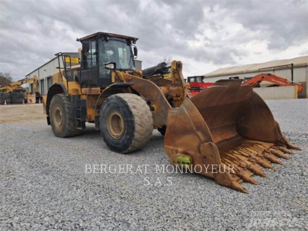 CAT 972K Колесни товарачи