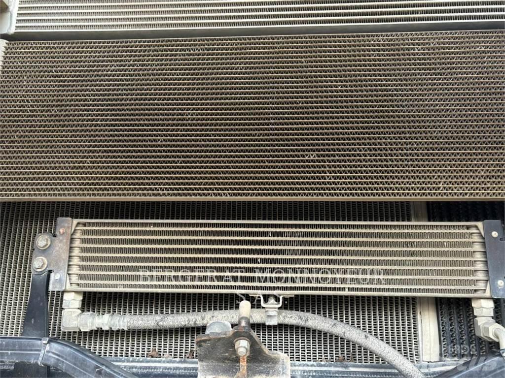 CAT 972K Колесни товарачи